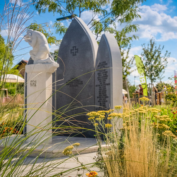 Denkmal zur Erinnerung an die Toten der beiden Weltkriege in Mödling