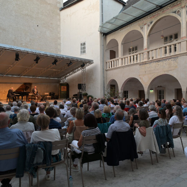 Kulturveranstaltung auf dem Schlossplatz