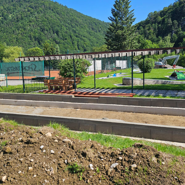 Baustellenfoto von der Errichtung der Boccia-Bahn