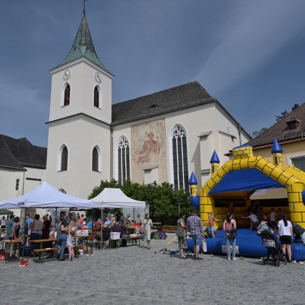 Bauernmarkt auf dem Schlossplatz