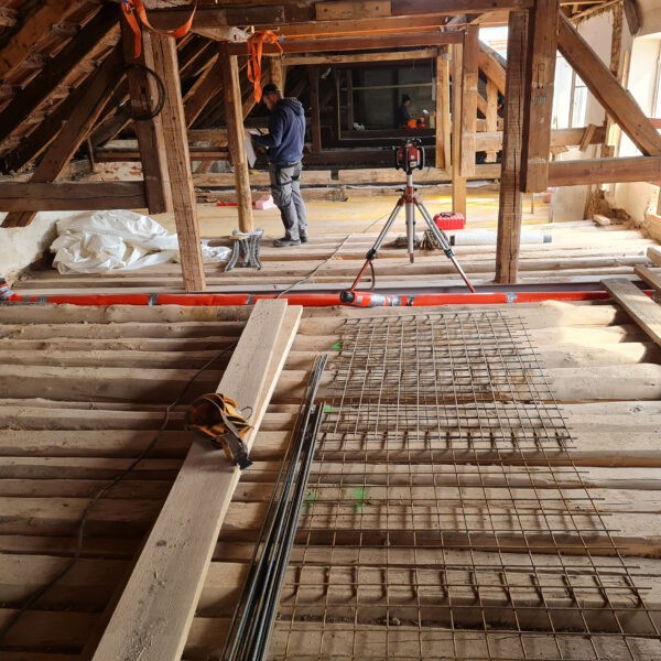 Das Multifunktionszentrum Groß Gerungs zeigt, wie Vision nachhaltige Entwicklung schafft: Revitalisierung, Nahversorgung und Gemeinschaft beleben den Ortskern für die Zukunft.