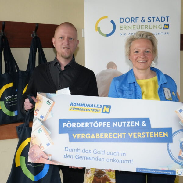 Eindrücke vom Seminar "Fördertöpfe nutzen - Vergaberecht verstehen"