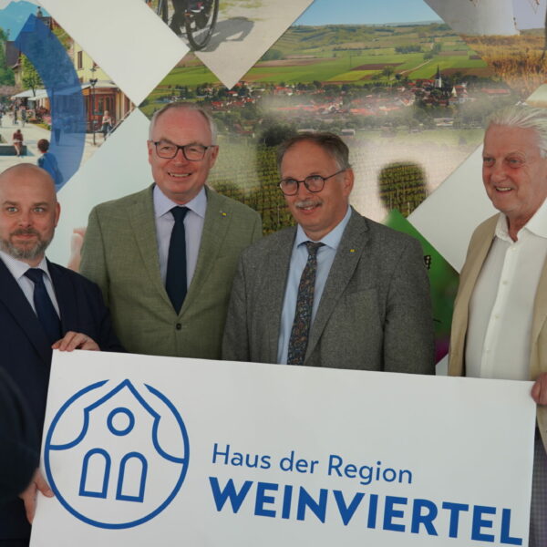 feierliche Eröffnung des „Hauses der Region“ in Hollabrunn