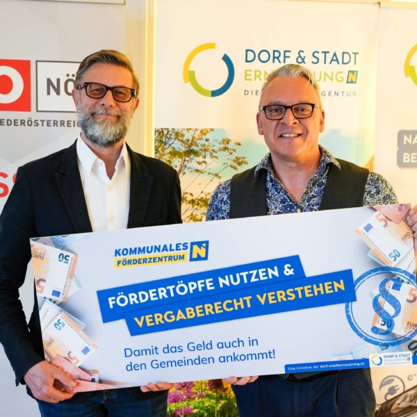Damit das Geld auch in den Gemeinden ankommt, lud die dorf- & Stadterneuerung in Kooperation mit der Wirtschaftskammer NÖ zum Seminar "Fördertöpfe nutzen & Vergaberecht verstehen" nach Hofstetten-Grünau ein.