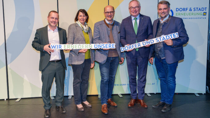 Interessante Gespräche, nützliche Informationen und noch viel mehr gab es für die interessierten Gäste beim Stammtisch der Dorf- und Stadterneuerung im Mostviertel.