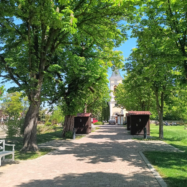 Die Kirchenalle in Achau