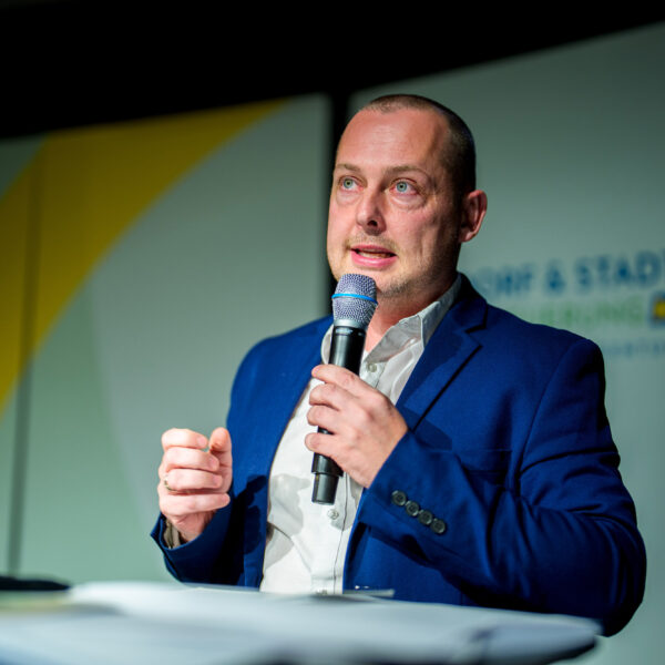 Viele aktuelle Informationen für Gemeinden und Dorferneuerungsvereine gab es für die Gäste des Stammtisches der Dorf- & Stadterneuerung in NÖ Mitte in Langenlebarn.