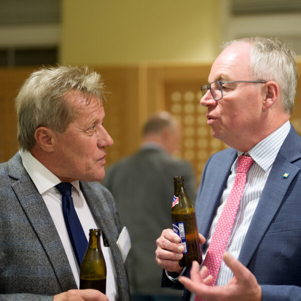 Der Stammtisch in Lichtenwörth bot den Gästen neben aktuellen Infos zum Angebot der Dorf- & Stadterneuerung ausreichend Zeit zum Plaudern und Netzwerken.