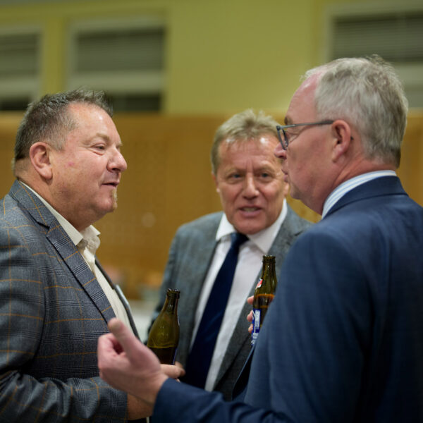 Der Stammtisch in Lichtenwörth bot den Gästen neben aktuellen Infos zum Angebot der Dorf- & Stadterneuerung ausreichend Zeit zum Plaudern und Netzwerken.