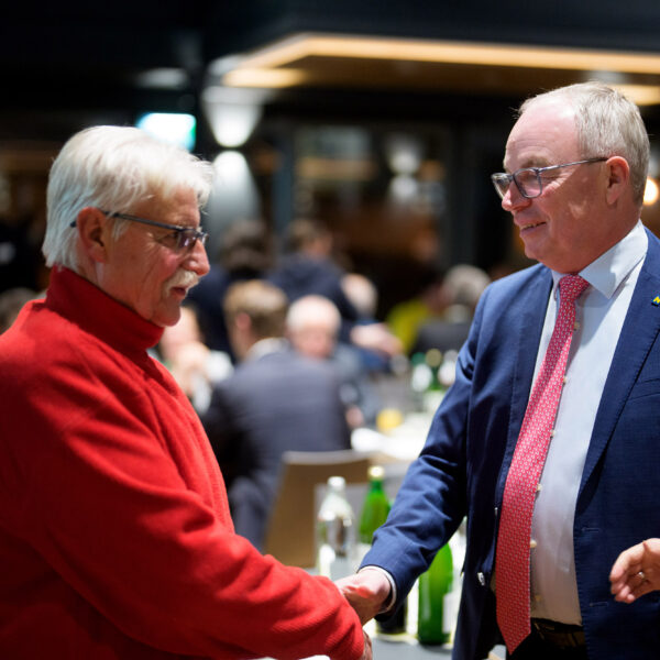 Aktuelle Themen der Dorf- & Stadterneuerung wurden von zahlreichen interessierten Gästen mit LH-Stv. Stephan Pernkopf und vielen weiteren hochkarätigen Expertinnen und Experten diskutiert.