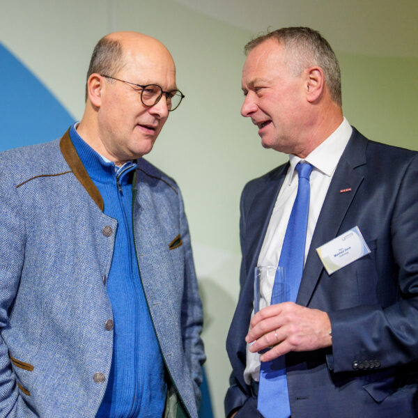 Aktuelle Informationen, interessante Gespräche und gute Stimmung: Der Stammtisch der Dorf- & Stadterneuerung im Waldviertel wurde einmal mehr zum Treffpunkt für alle, denen lebendige Regionen und Dörfer wichtig sind.