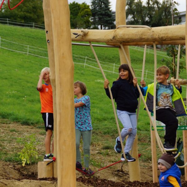 Strengberg zeigt mit dem Generationenplatzl und dem Veranstaltungssaal Unterbergerhof eindrucksvoll, wie vielfältig und nachhaltig Projekte der Dorf- & Stadterneuerung wirken können.