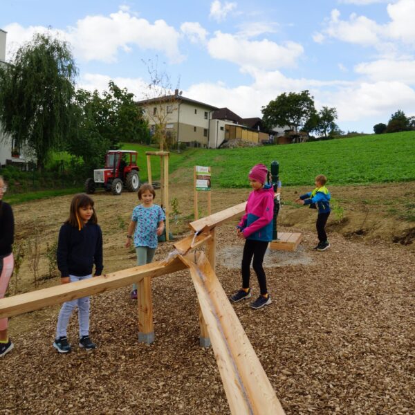 Strengberg zeigt mit dem Generationenplatzl und dem Veranstaltungssaal Unterbergerhof eindrucksvoll, wie vielfältig und nachhaltig Projekte der Dorf- & Stadterneuerung wirken können.