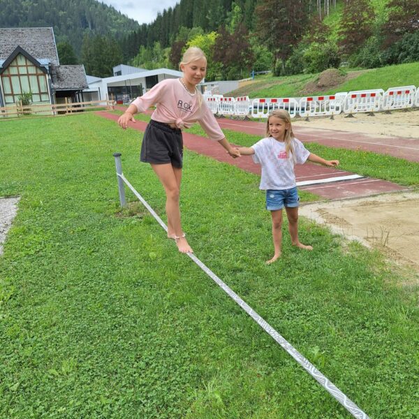 Mit der Begegnungszone im Zentrum und dem Generationentreffpunkt auf der Schulwiese zeigt Lunz am See eindrucksvoll, wie Dorferneuerung zukunftsfähige Räume schafft.