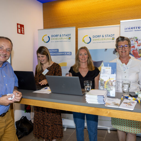 Spannende Informationen, anregende Gespräche und beste Stimmung - der Stammtisch der Dorf- & Stadterneuerung im Mostviertel wurde einmal mehr zum Treffpunkt für alle Anpackerinnen und Anpacker.