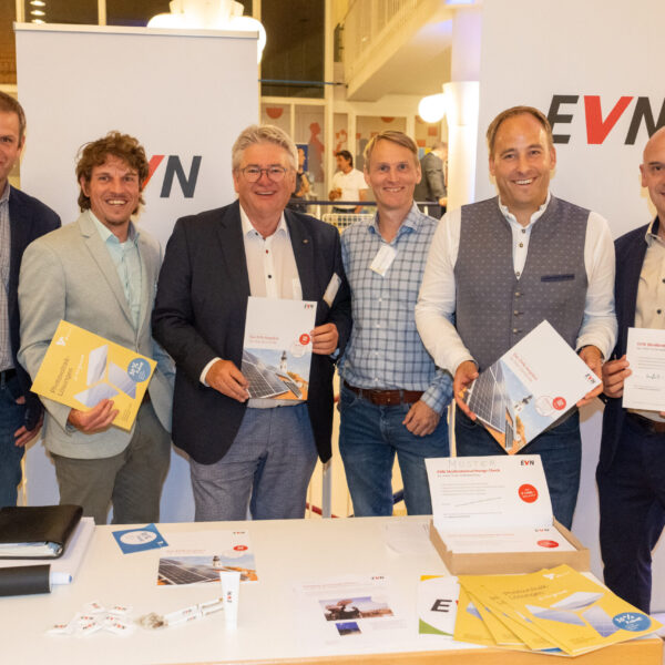 Gut gelaunte Gäste und viel Wissenswertes für die Vertreterinnen und Vertreter der Gemeinden und Vereine zu allen Fragen der Dorf- & Stadterneuerung zeichneten den Stammtisch in Horn (Waldviertel) aus.