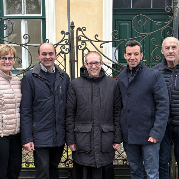 Auch der Pfarrhof wurde von der Gemeinde angekauft.