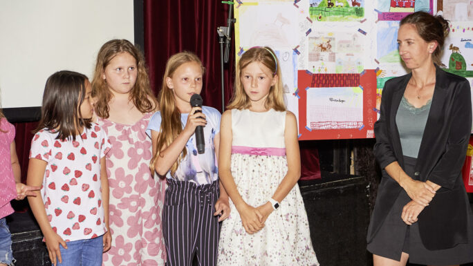 Im Zuge der Leitbilderstellung mit Dorfgesprächen für die Gemeinde Hennersdorf Ende des Jahres 2023 wurde die Idee geboren, solche „Gespräche“ auch mit Kindern abzuhalten, um deren Anliegen und Wünsche festzuhalten.