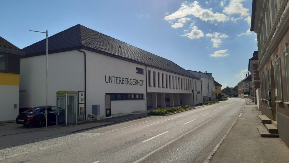 Strengberg zeigt mit dem Generationenplatzl und dem Veranstaltungssaal Unterbergerhof eindrucksvoll, wie vielfältig und nachhaltig Projekte der Dorf- & Stadterneuerung wirken können.