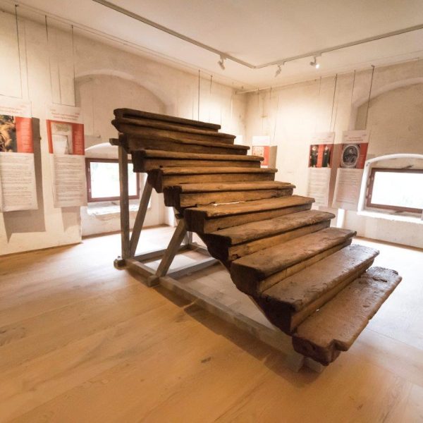 Seit 2007 wurde und wird von Ehrenamtlichen am Ab- Neu- und Umbau des Heimatmuseums, heute museum ORTH, gearbeitet.