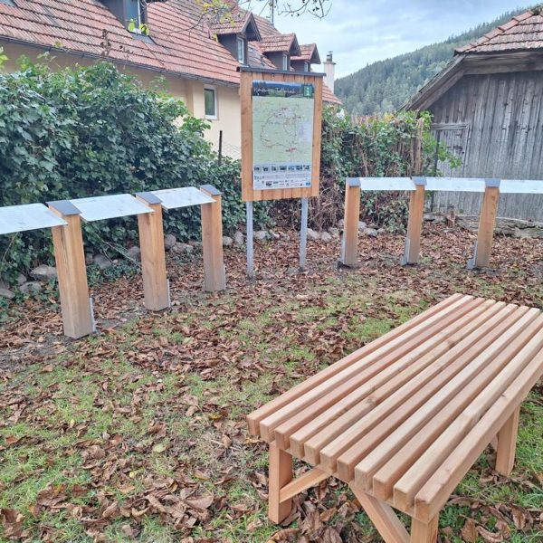 Für die Wanderwege in Trattenbach gestaltete der Verein neue ansprechende Startpunkte/Infopoints unter dem Motto „Wanderplatz’l“.