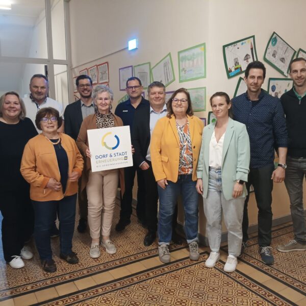 Die Dorf- und Stadterneuerung unterstützt die Kernteams der Stadtteile Spratzern, St. Georgen, Wagram und Harland bei ihren Sitzungen durch Moderation und Projektmanagement.