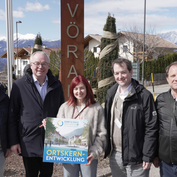 Südtirol zeigt vor, wie Ortskerne belebt werden: Baukultur, Leerstand, Beteiligung und Kooperation als Erfolgsrezepte für Gemeinden.